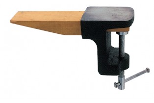 ΑΜΟΝΙ ΜΕ ΞΥΛΙΝΗ ΠΡΟΕΚΤΑΣΗ