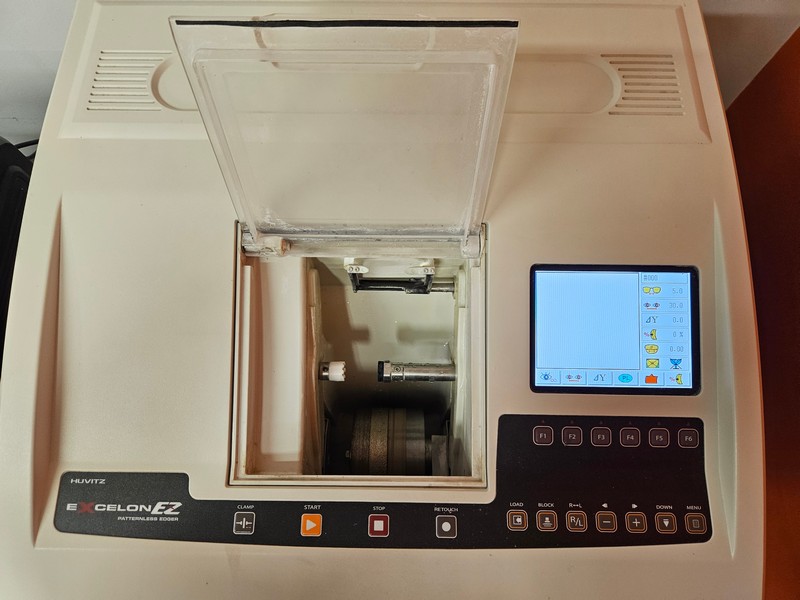 SECOND HAND ΤΡΟΧΟΣ ΑΥΤΟΜΑΤΟΣ HUVITZ EZ CPE-3000 ΜΕ ΚΕΝΤΡΑΔΟΡΟ/TRACER ΣΚΕΛΕΤΩΝ CFR-3000